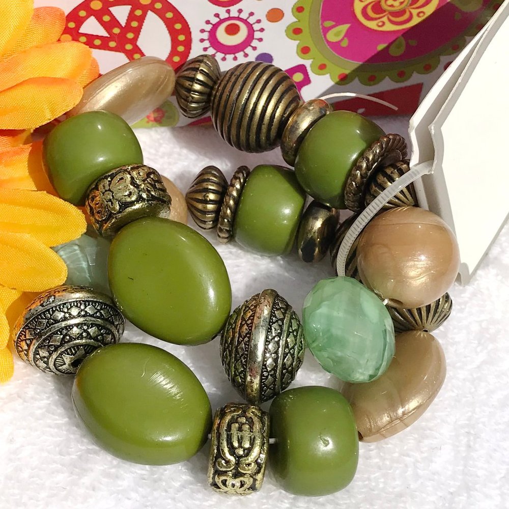 Mixed Boho Bead Stretch Bracelets Olive & Goldtone - Picture 5 of 6